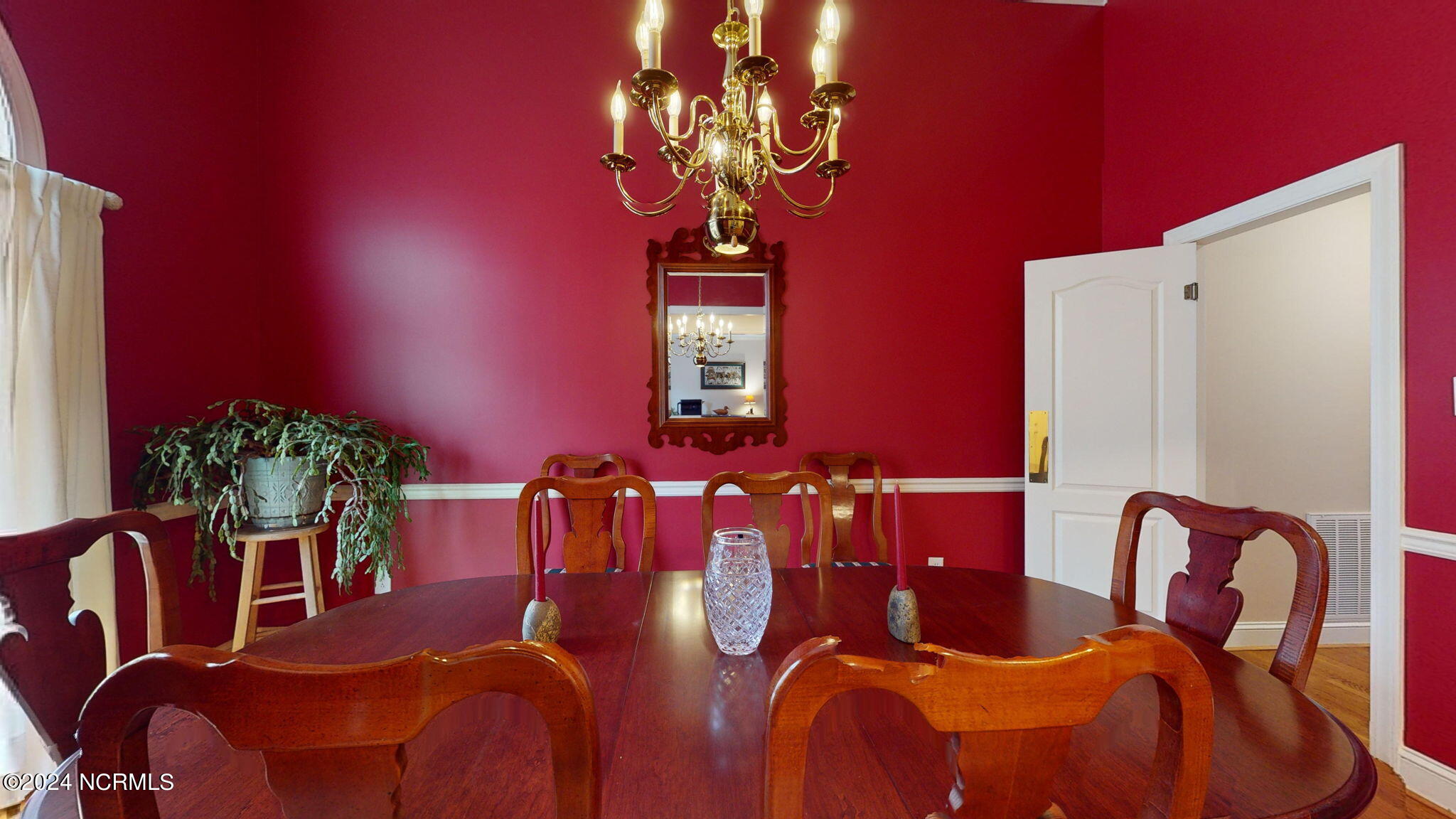 Formal Dining 2