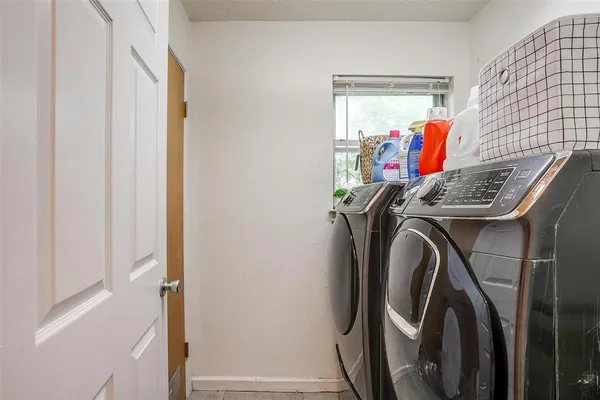 $3,500 | 3217 Lubbock Avenue, Unit B, Fort Worth, TX 76109