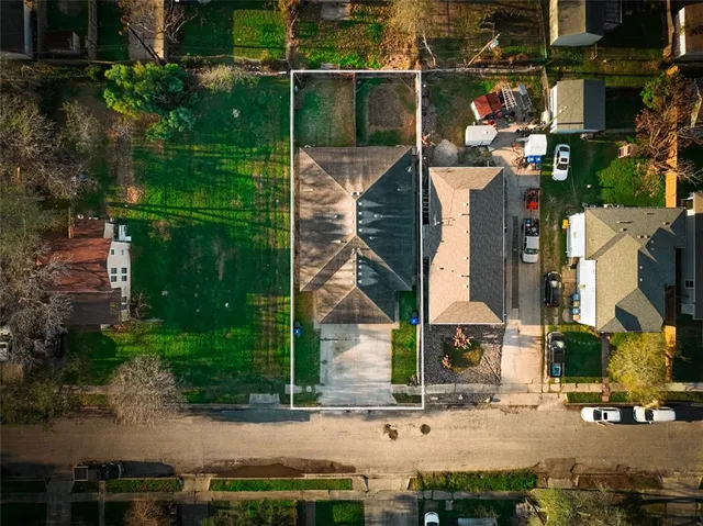 $335,000 | 326 Oleander Avenue, Corpus Christi, TX 78404