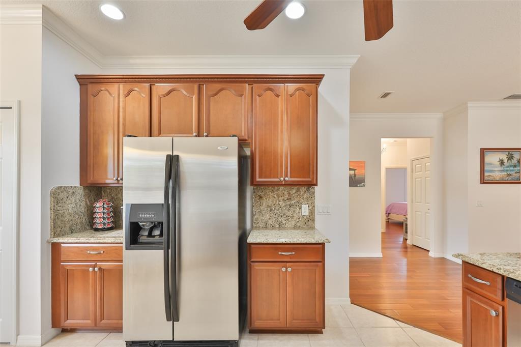 147 Silver Falls Drive Apollo Beach, FL 33572 - Photo 10 of 72