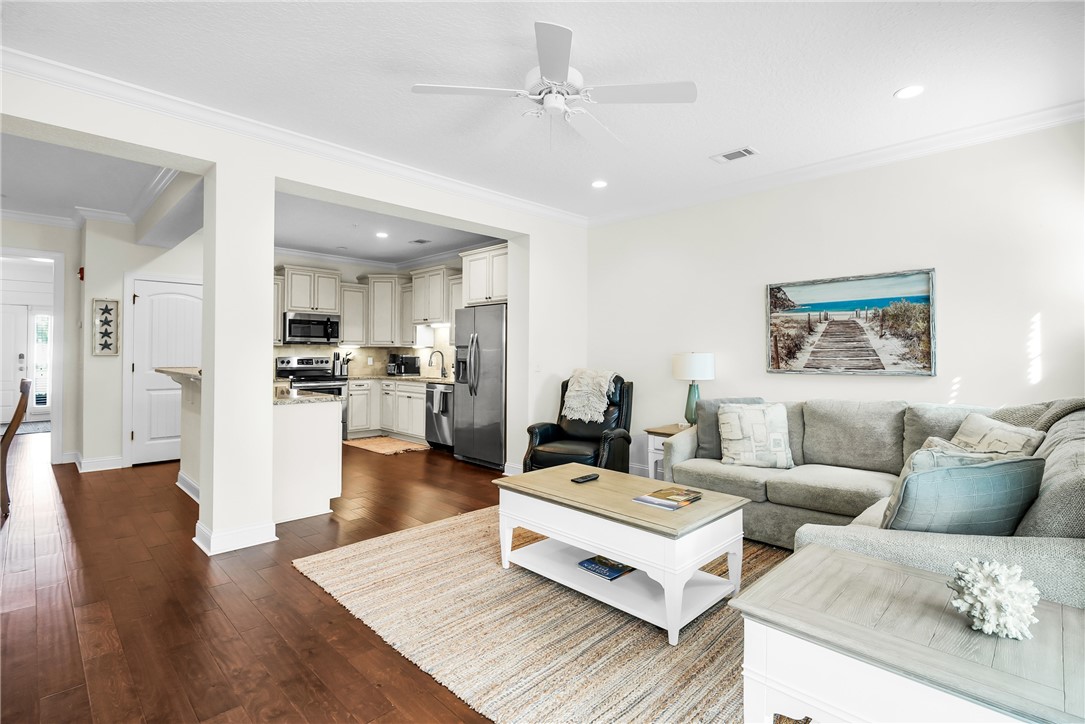 804 Mariners Circle St. Simons Island, GA 31522 - Photo 6 of 32