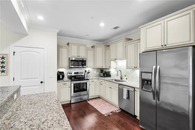 $575,000 | 804 Mariners Circle, St. Simons Island, GA 31522