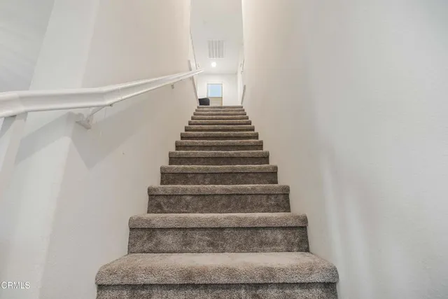 $680,000 | 344 Campbell Court, Santa Paula, CA 93060