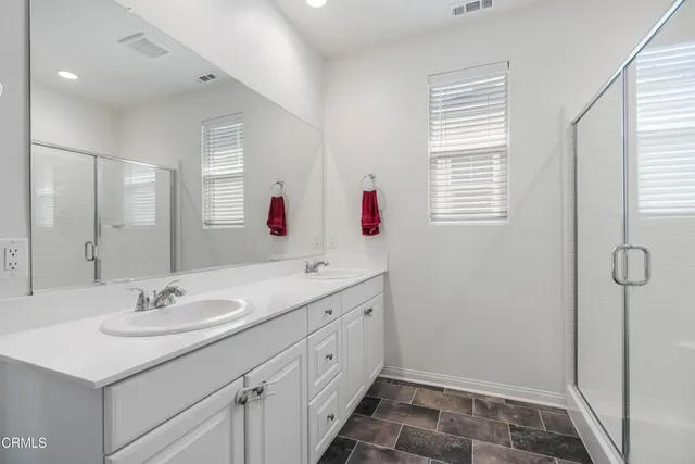 $680,000 | 344 Campbell Court, Santa Paula, CA 93060