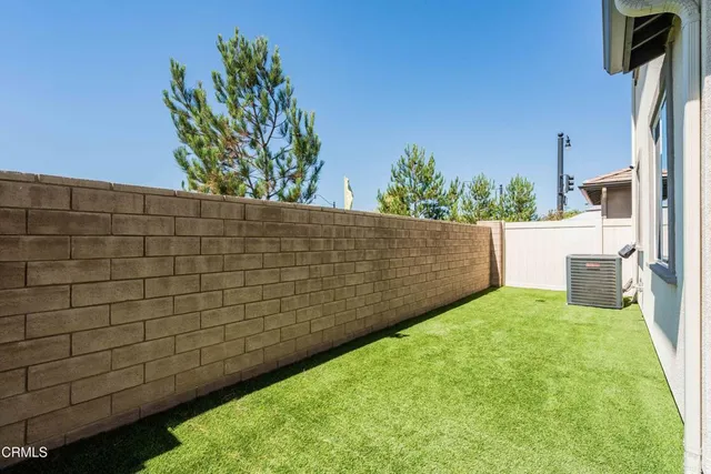 $680,000 | 344 Campbell Court, Santa Paula, CA 93060