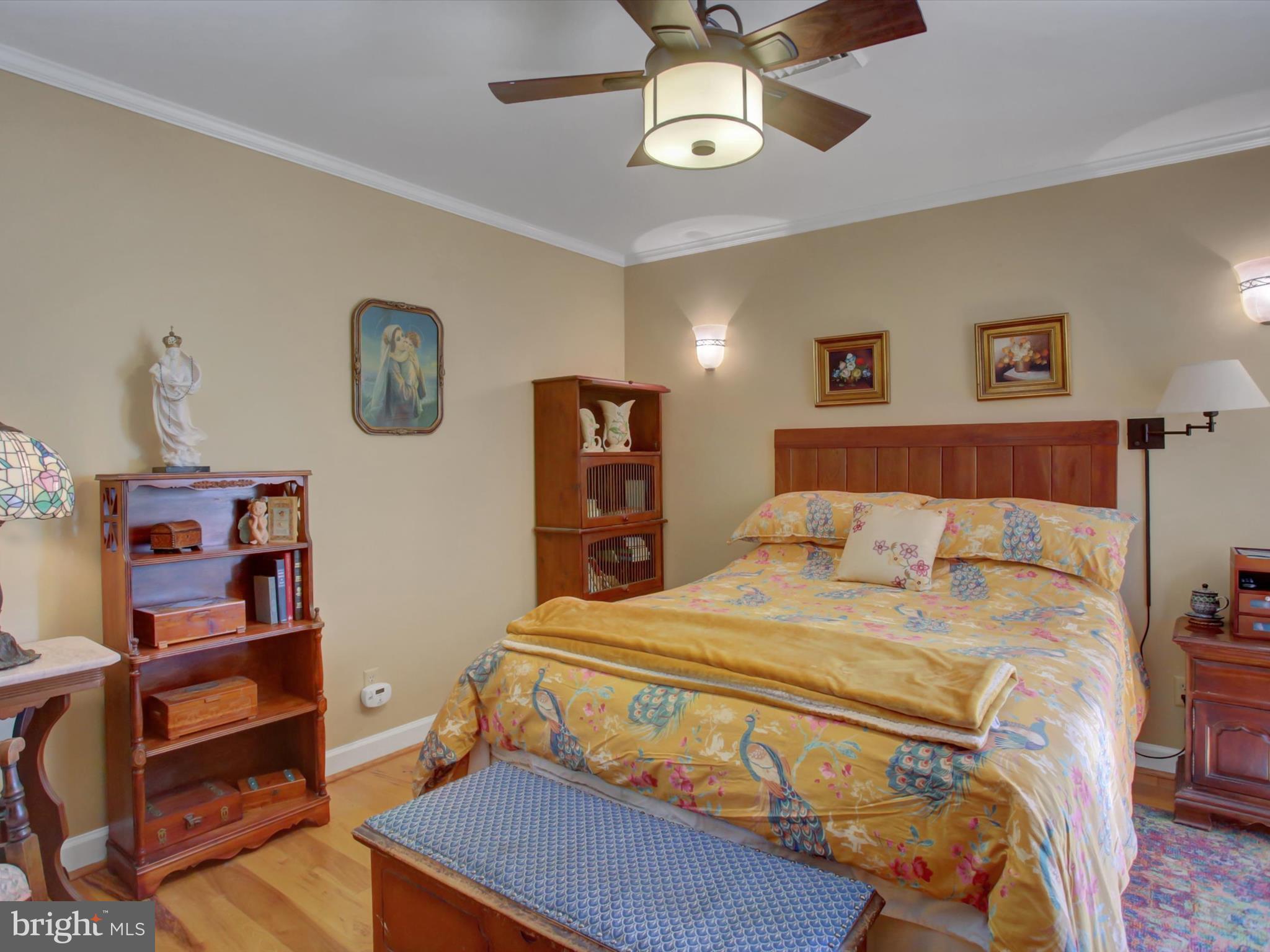 46 Pin Oak Lane Gettysburg, PA 17325 - Photo 23 of 54 a bedroom with a bed and book shelf