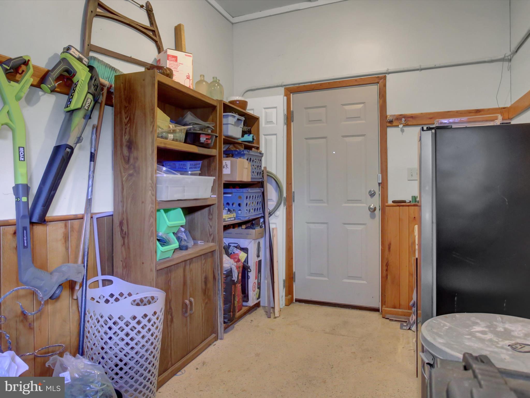 46 Pin Oak Lane Gettysburg, PA 17325 - Photo 35 of 54 a view of walk in closet with clothes and shoes