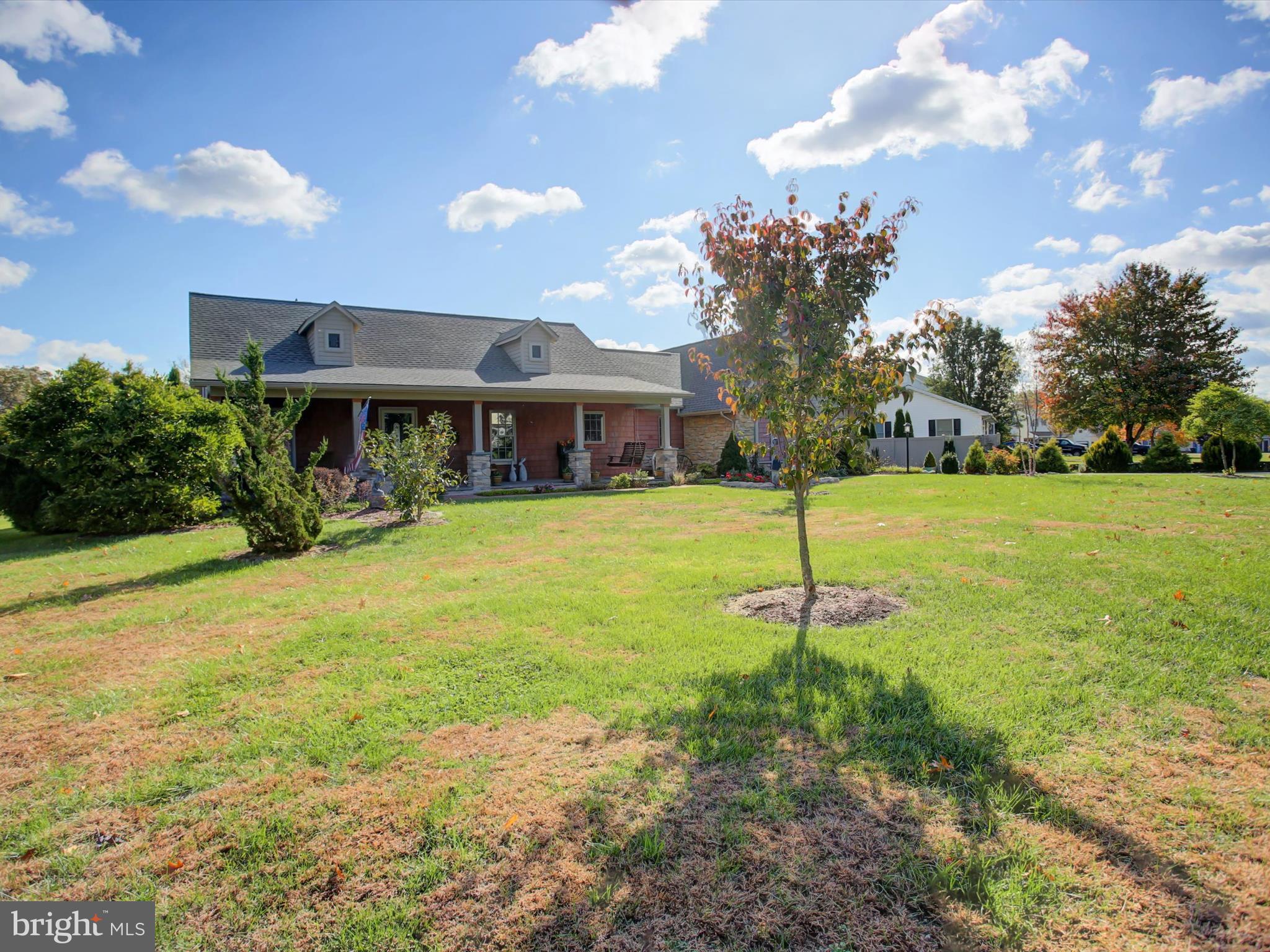 46 Pin Oak Lane Gettysburg, PA 17325 - Photo 51 of 54 a house view with a garden space