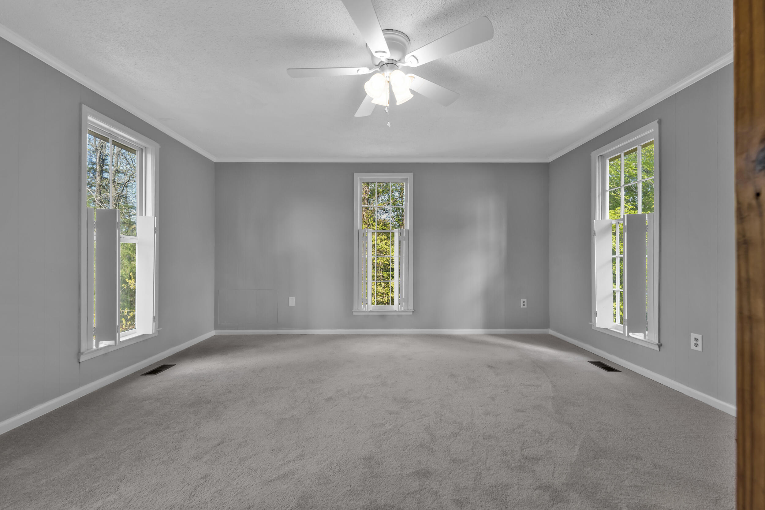 3159 Twin Pine Road Thomson, GA 30824 - Photo 23 of 36 Downstairs primary Bedroom (downstairs main level})