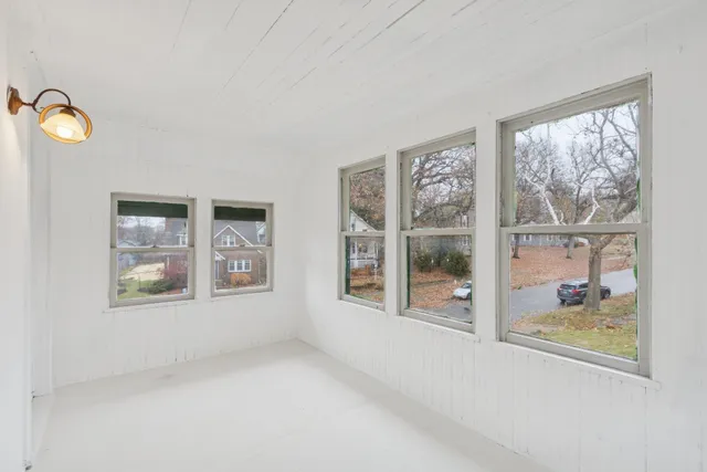 $175,000 | 1611 Oakes Avenue, Rockford, IL 61107