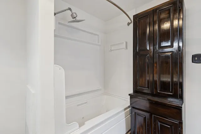 $175,000 | 1611 Oakes Avenue, Rockford, IL 61107