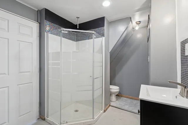 $175,000 | 1611 Oakes Avenue, Rockford, IL 61107