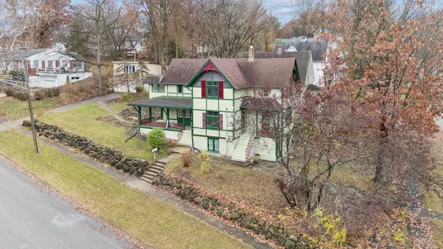 $175,000 | 1611 Oakes Avenue, Rockford, IL 61107