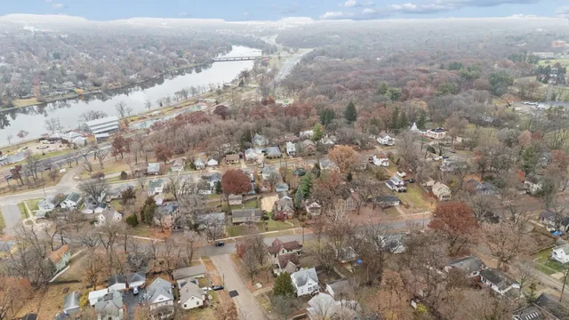 $175,000 | 1611 Oakes Avenue, Rockford, IL 61107