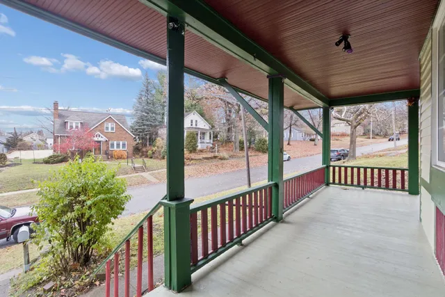 $175,000 | 1611 Oakes Avenue, Rockford, IL 61107