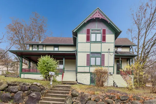 $175,000 | 1611 Oakes Avenue, Rockford, IL 61107