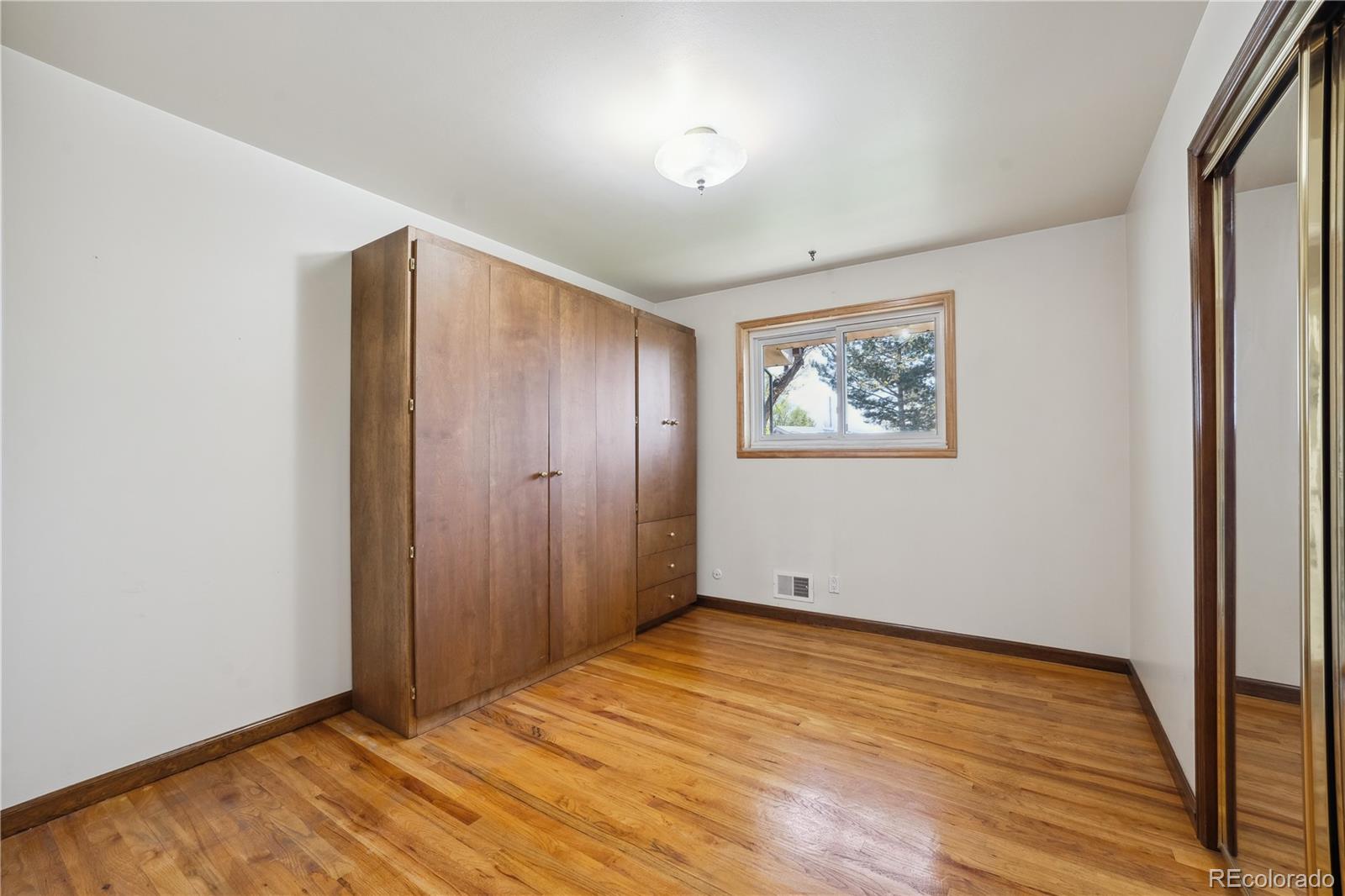 11609 Fowler Drive Northglenn, CO 80233 - Photo 12 of 36