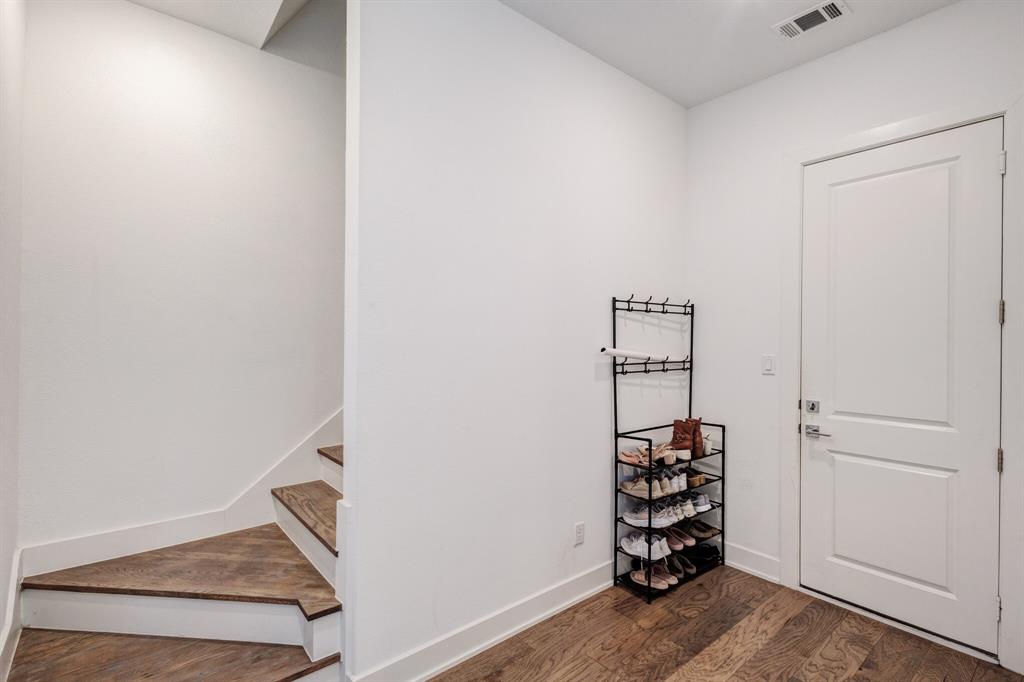 114 Chester Court Dallas, TX 75203 - Photo 5 of 31 wooden floor in a room