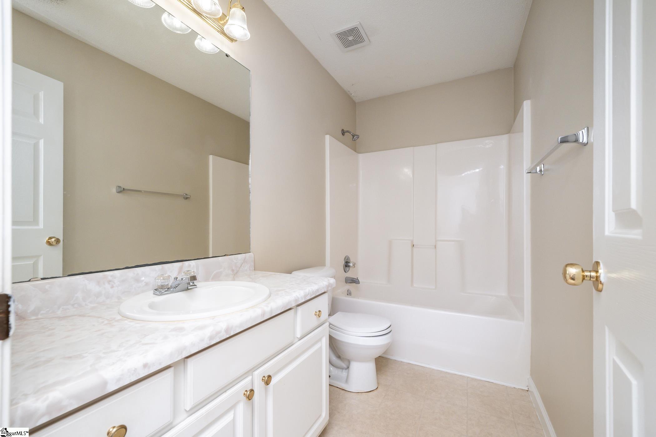 708 Timberwood Ridge Greer, SC 29651 - Photo 12 of 19 Gallery Image 12