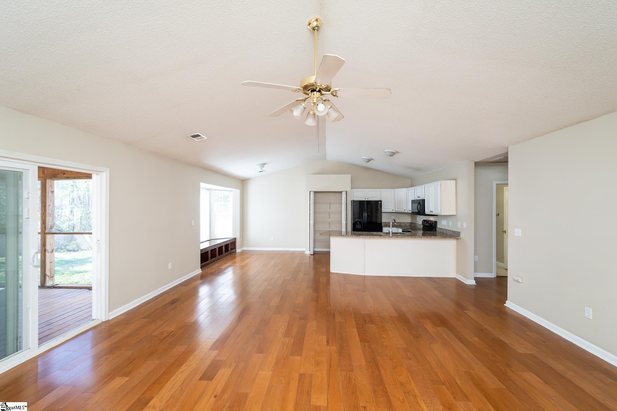 708 Timberwood Ridge Greer, SC 29651 - Photo 3 of 19 Gallery Image 3