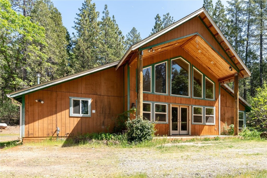 Stunning one-of-a-kind home in Forest Ranch away from the hustle and bustle!