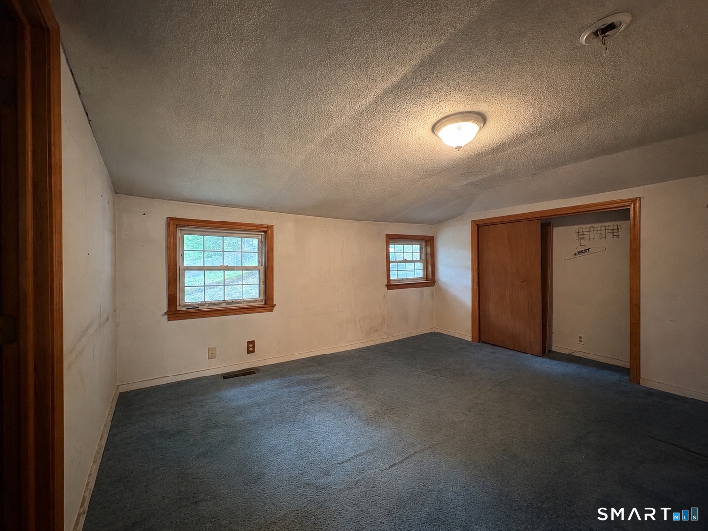 342 Mountain Road Windsor, CT 06095 - Photo 6 of 11 Gallery Image 6