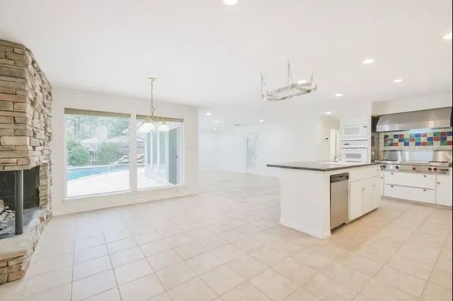 $475,000 | 5502 Olympia Fields Lane, Houston, TX 77069