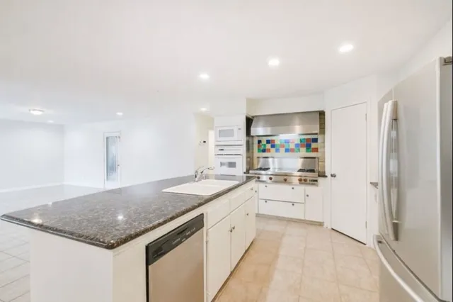 $475,000 | 5502 Olympia Fields Lane, Houston, TX 77069