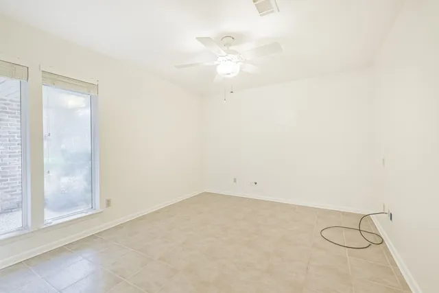 $475,000 | 5502 Olympia Fields Lane, Houston, TX 77069