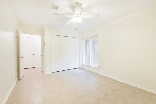 $475,000 | 5502 Olympia Fields Lane, Houston, TX 77069