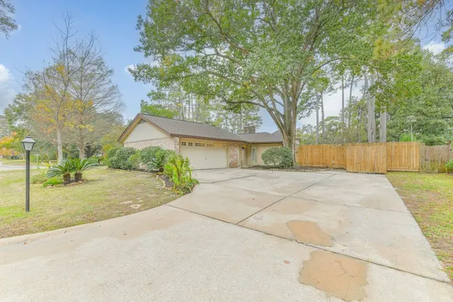 $475,000 | 5502 Olympia Fields Lane, Houston, TX 77069