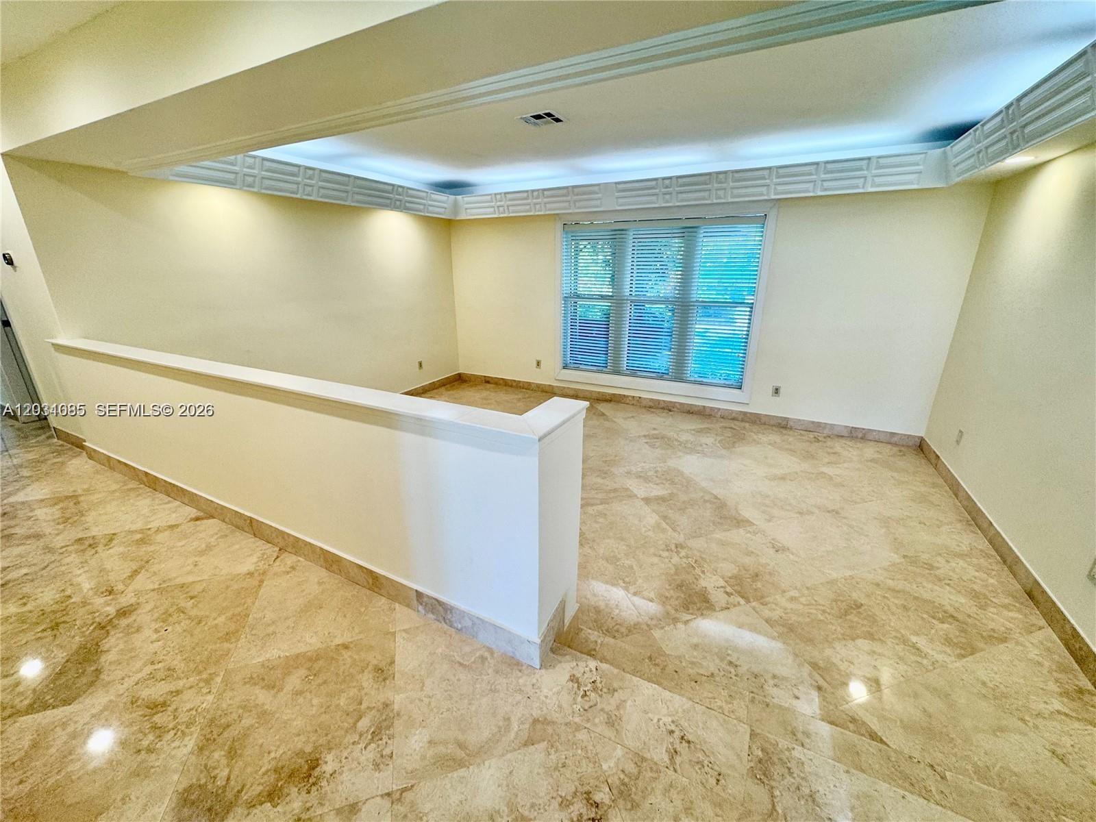 2015 Northeast 120th Road North Miami, FL 33181 - Photo 13 of 67