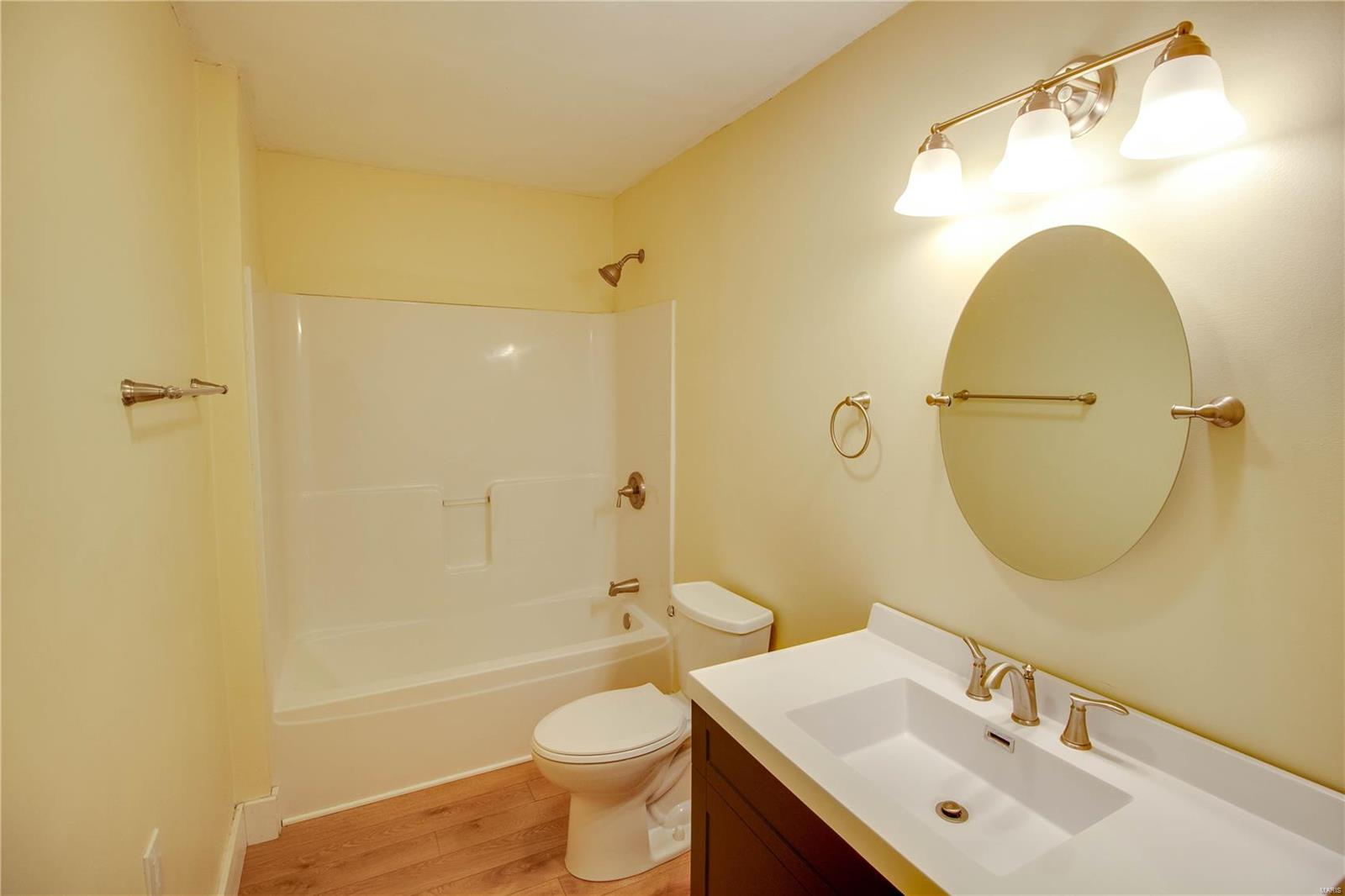 209 Sycamore Carrollton, IL 62016 - Photo 20 of 34 Gallery Image 20