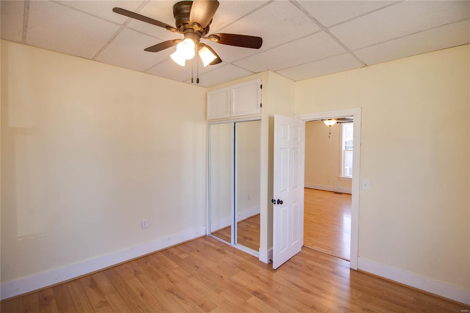 209 Sycamore Carrollton, IL 62016 - Photo 23 of 34 Gallery Image 23