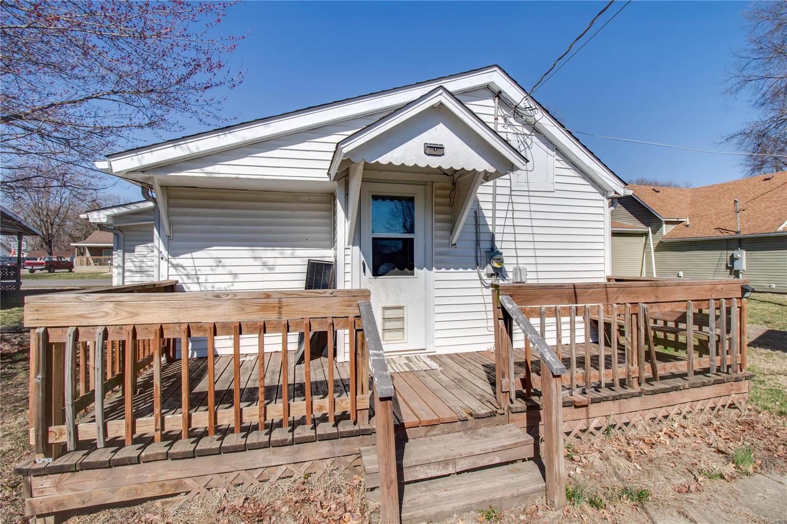 209 Sycamore Carrollton, IL 62016 - Photo 26 of 34 Gallery Image 26