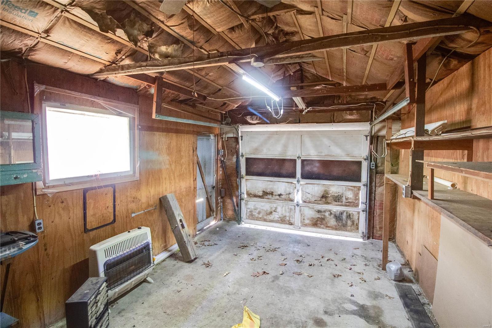 209 Sycamore Carrollton, IL 62016 - Photo 29 of 34 Gallery Image 29