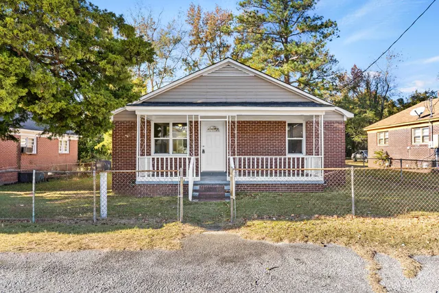 $199,900 | 521 Bayne Street Southeast, Orangeburg, SC 29115
