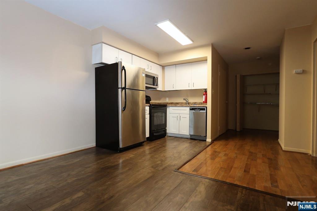 115 Polifly Road, Unit GJ2 Hackensack, NJ 07601 - Photo 5 of 10
