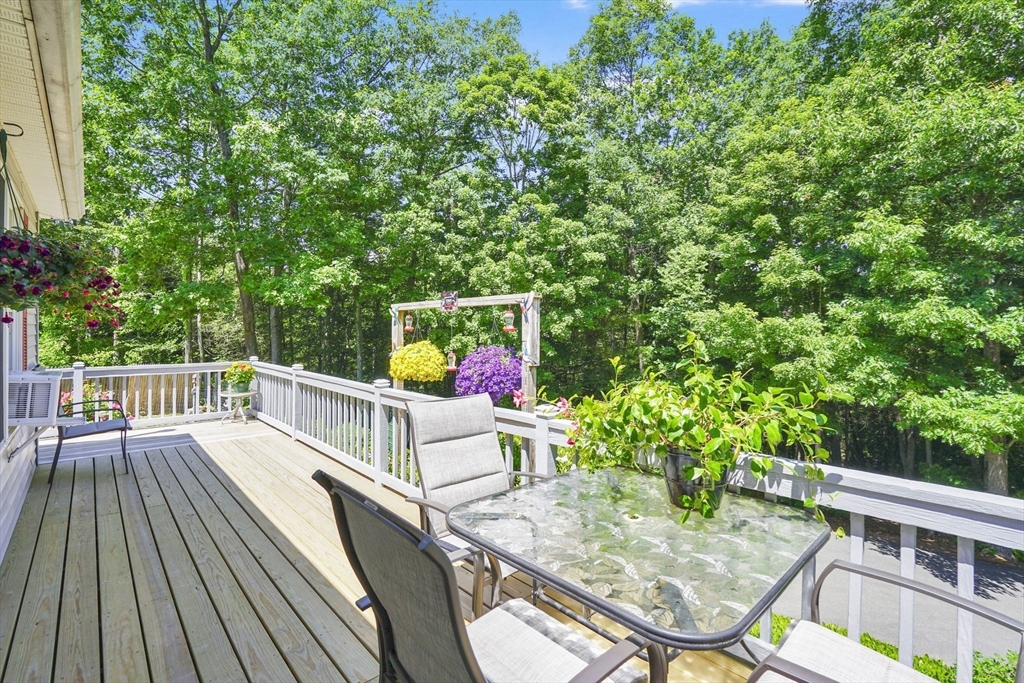 55 Southampton Road Westhampton, MA 01027 - Photo 32 of 38