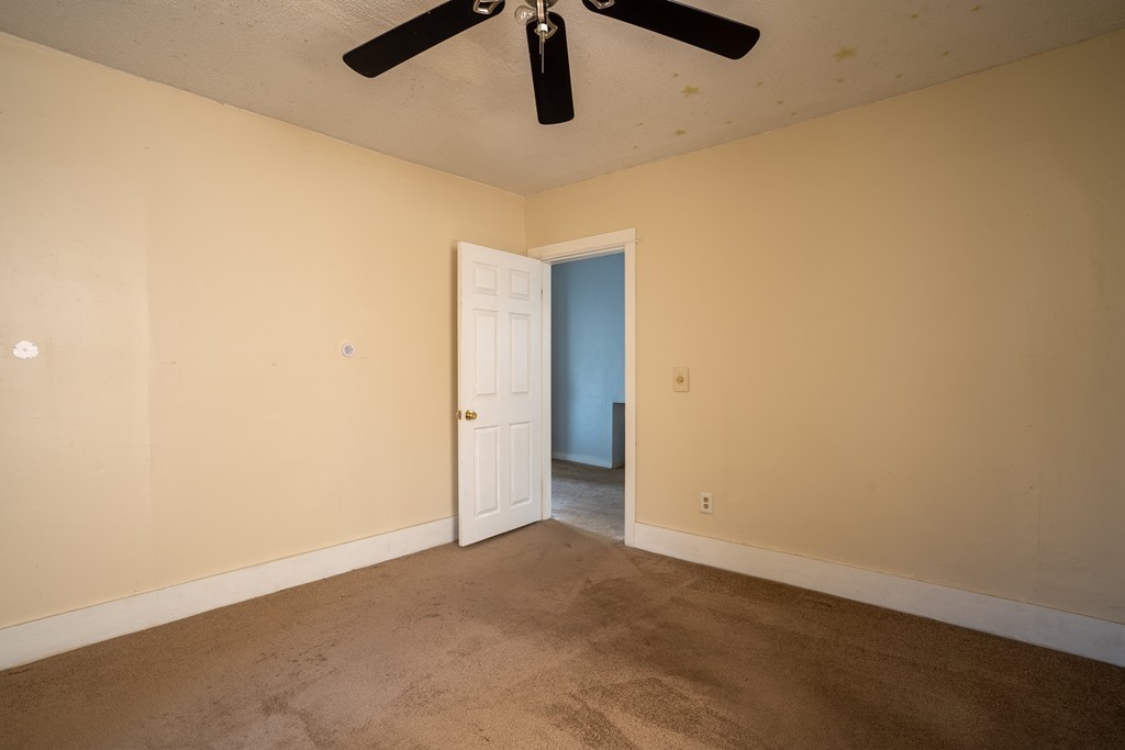 407 Union Street Springfield, MA 01105 - Photo 11 of 31