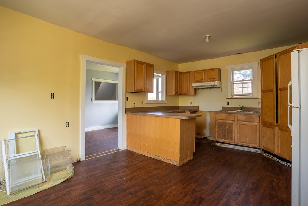 407 Union Street Springfield, MA 01105 - Photo 21 of 31