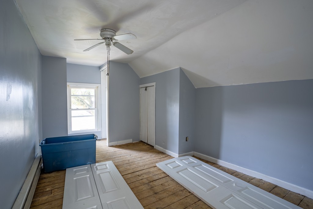 407 Union Street Springfield, MA 01105 - Photo 28 of 31