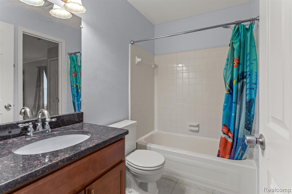 1082 Barneswood Lane Rochester, MI 48306 - Photo 11 of 26