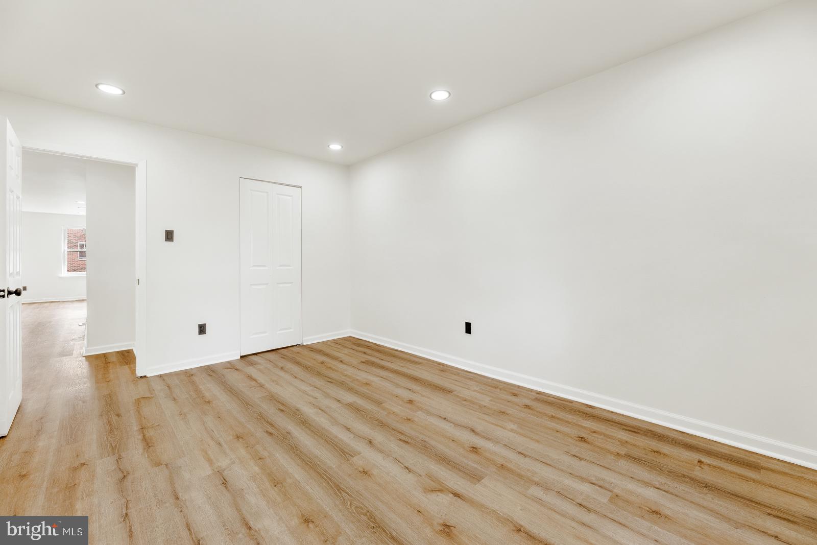 12084 Abby Road Philadelphia, PA 19154 - Photo 13 of 39 Bedroom 1