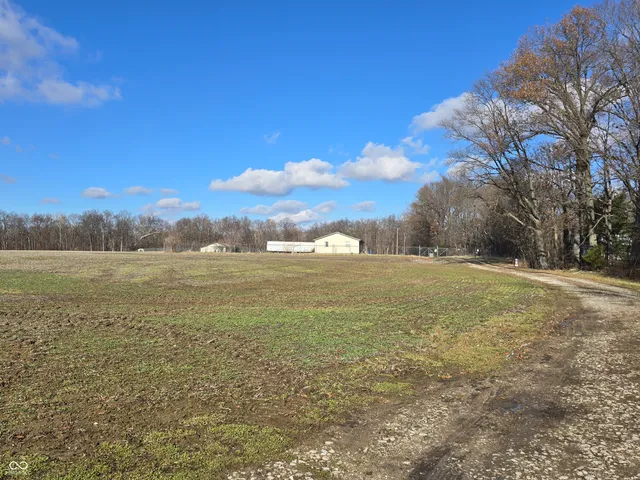$1,200,000 | 2749 East County Road 1200 North, Brazil, IN 47834