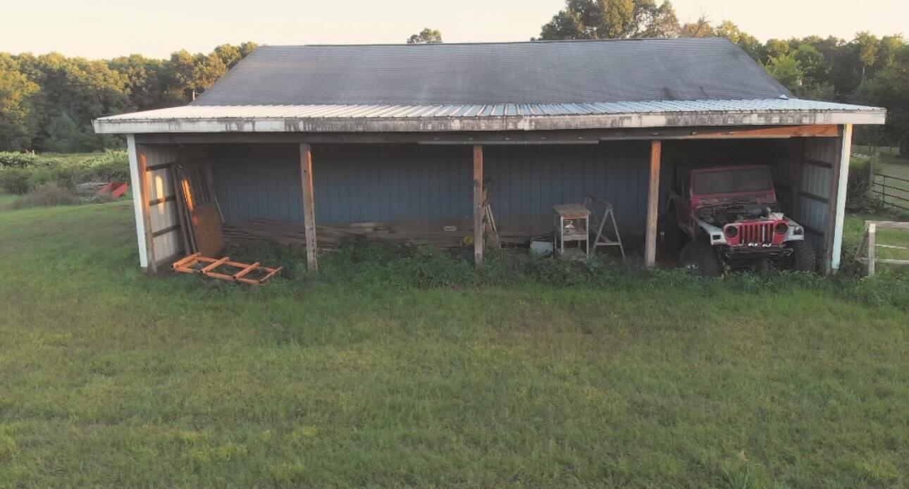 7346 Grand River Road Rives Junction, MI 49277 - Photo 5 of 16 IMG_8723