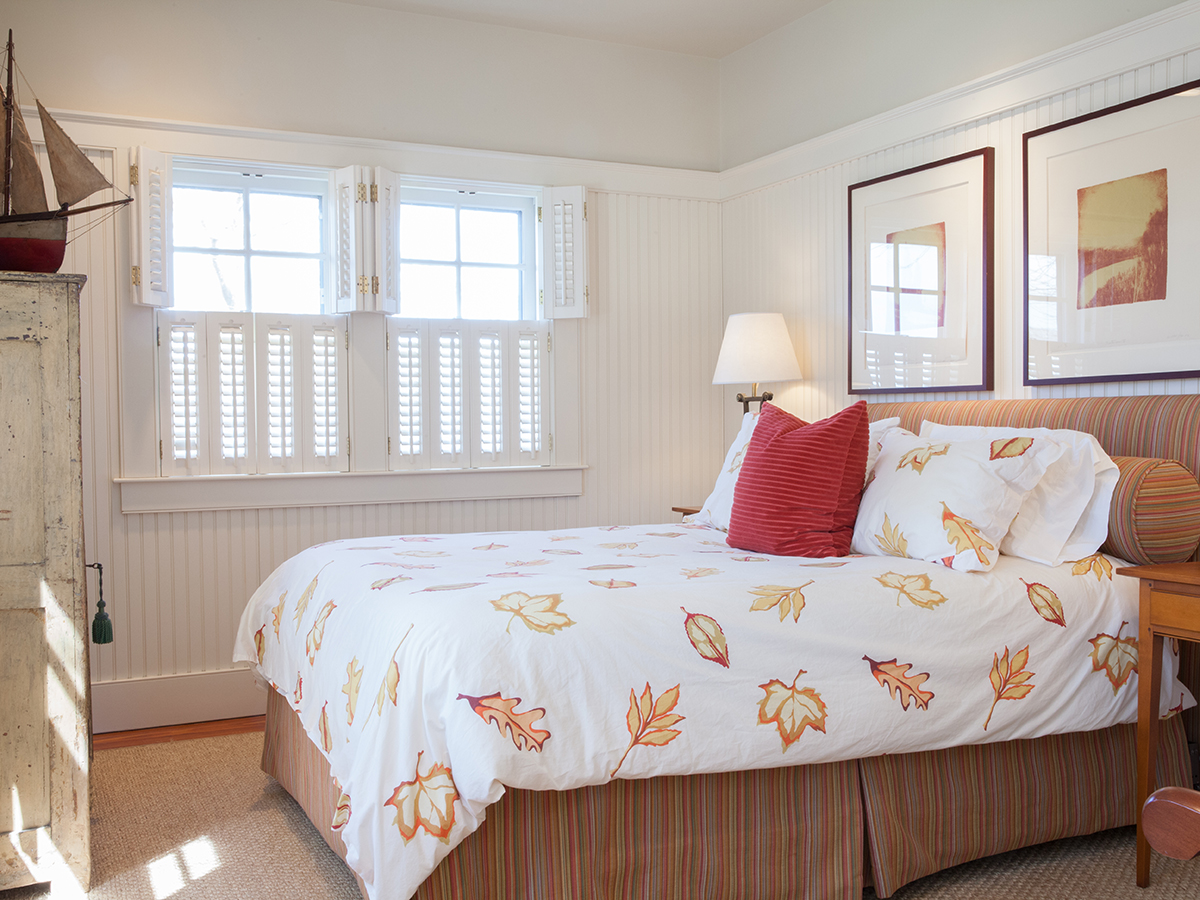 4 Hedge Row Road Nantucket, MA 02554 - Photo 12 of 25 Gallery Image 12