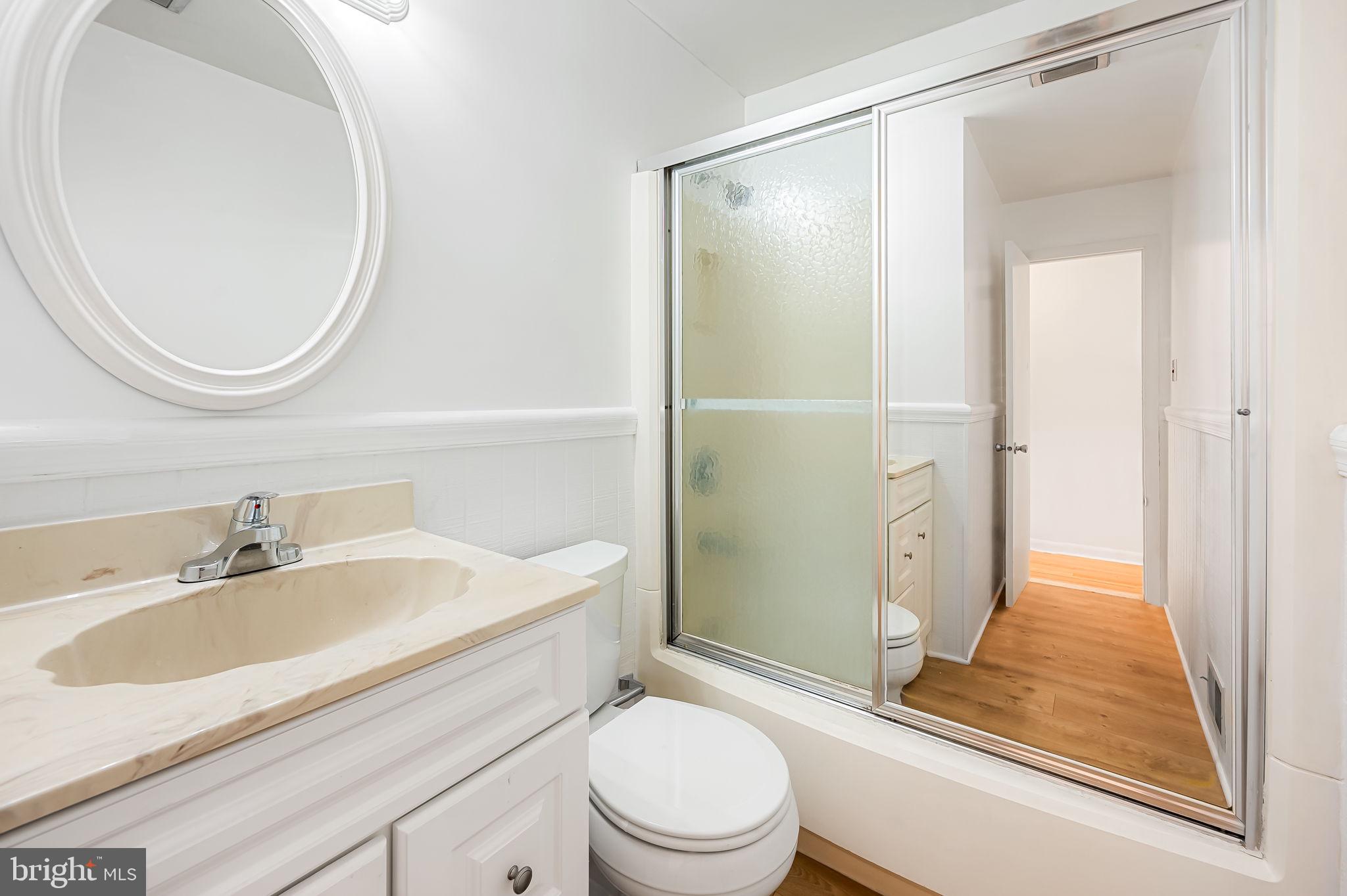 302 18th Avenue Baltimore, MD 21225 - Photo 14 of 36