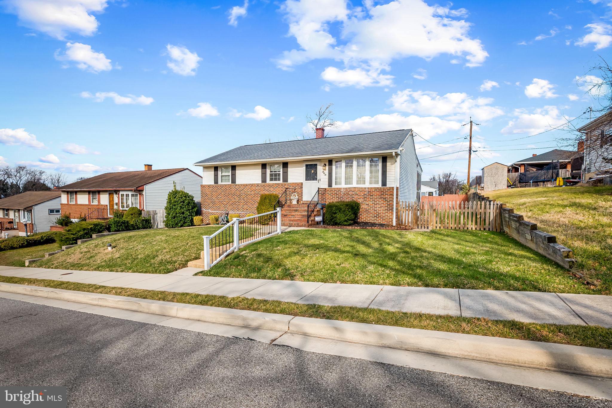 302 18th Avenue Baltimore, MD 21225 - Photo 2 of 36