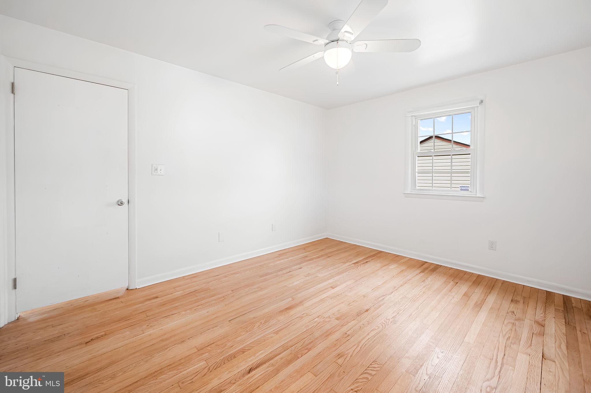 302 18th Avenue Baltimore, MD 21225 - Photo 21 of 36